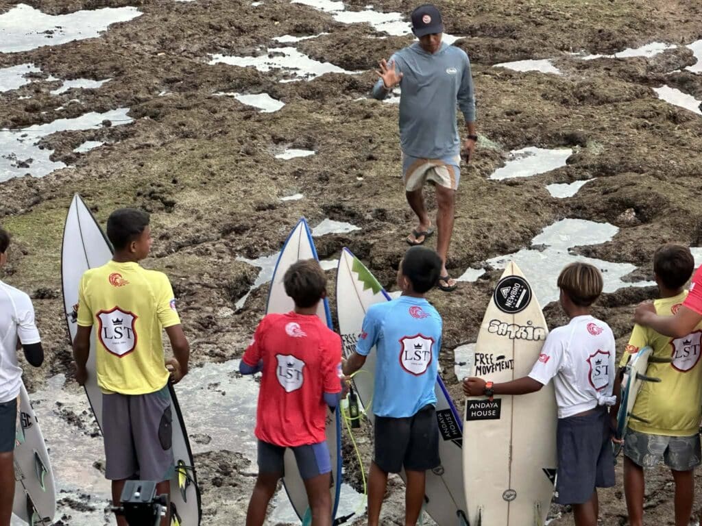 Coach Dedi Intructiing